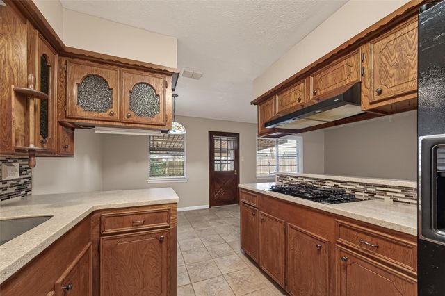 5201 Cunningham Drive, Pearland, TX 77581