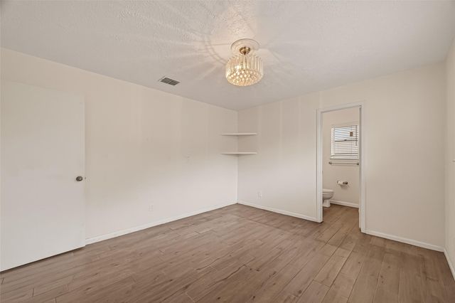 5201 Cunningham Drive, Pearland, TX 77581