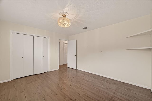 5201 Cunningham Drive, Pearland, TX 77581