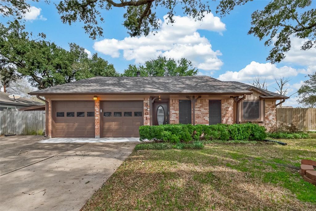 5201 Cunningham Drive, Pearland, TX 77581