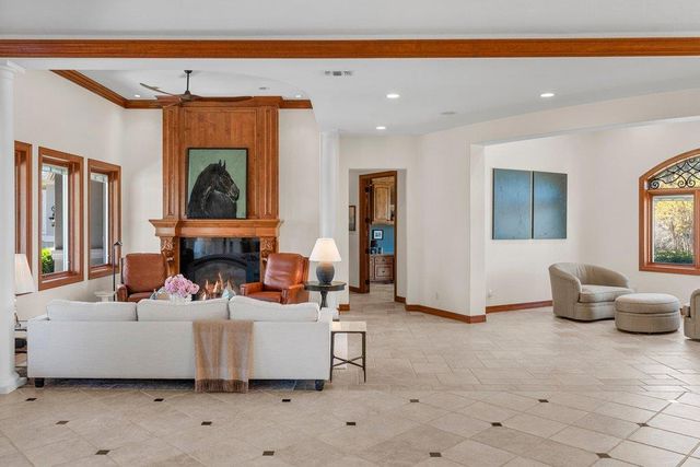 353 Stephen F Austin BLVD, Bastrop, TX 78602