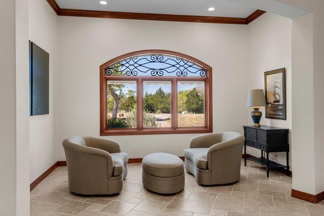 353 Stephen F Austin BLVD, Bastrop, TX 78602