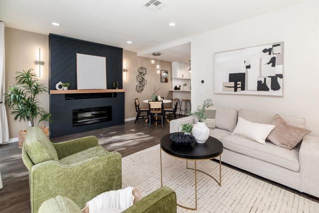 2349 Altisma Way B, Carlsbad, CA 92009