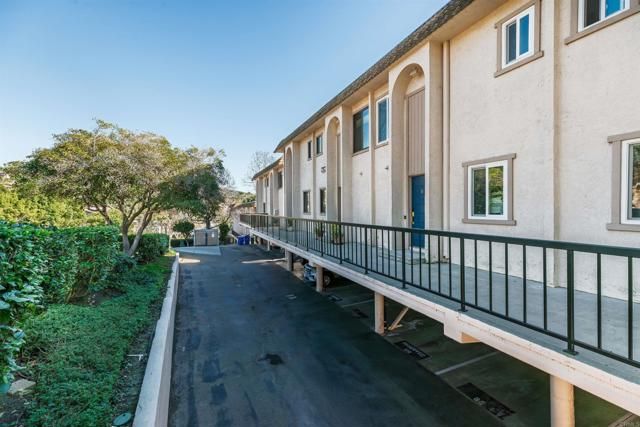 2349 Altisma Way B, Carlsbad, CA 92009