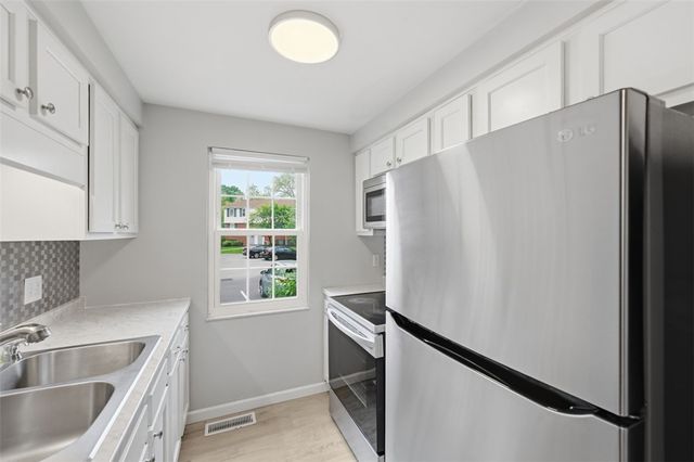 322 Bellford Ct, Cranberry Twp, PA 16066