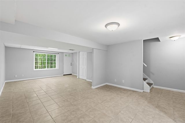 322 Bellford Ct, Cranberry Twp, PA 16066