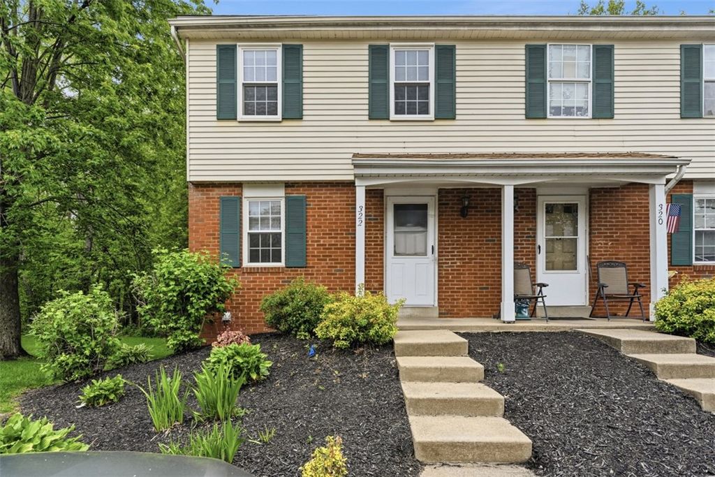 322 Bellford Ct, Cranberry Twp, PA 16066