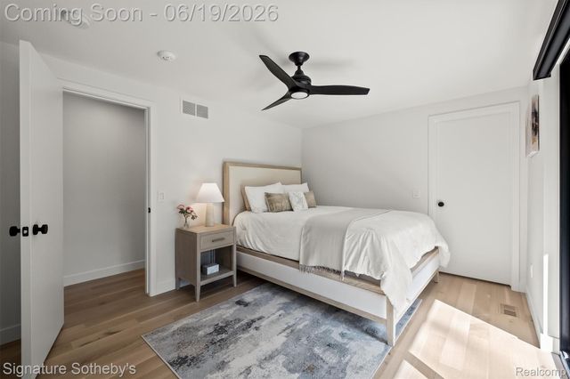 4340 Charing Cross Road, Bloomfield Hills, MI 48304