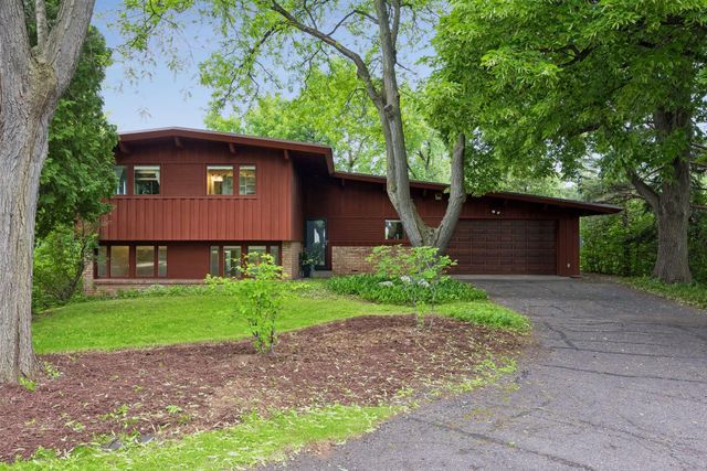 2211 S Hill Lane, Saint Louis Park, MN 55416
