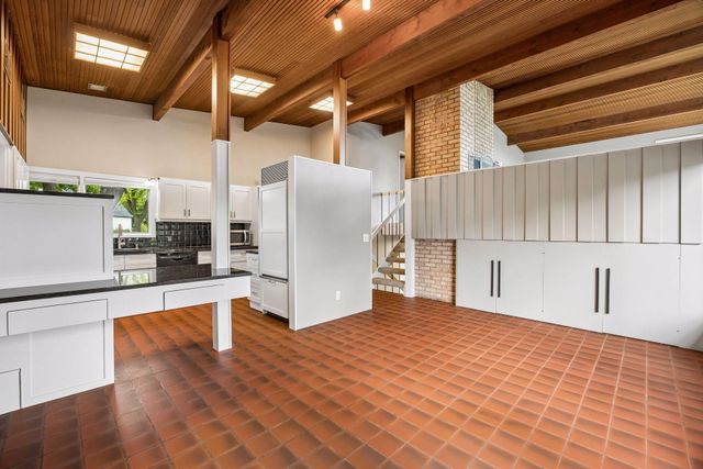2211 S Hill Lane, Saint Louis Park, MN 55416