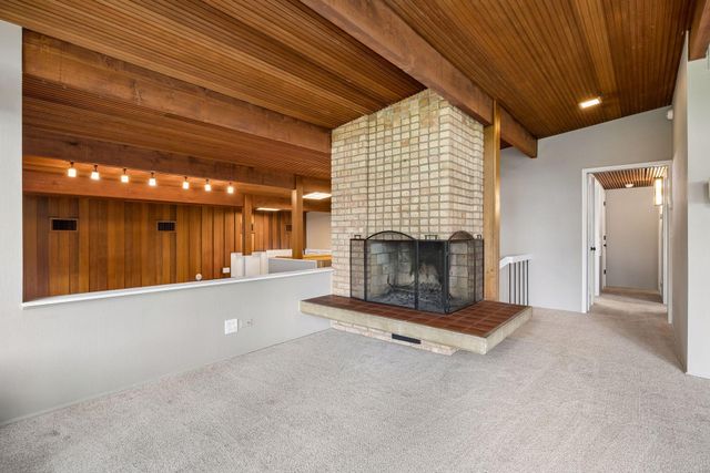 2211 S Hill Lane, Saint Louis Park, MN 55416