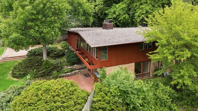 2211 S Hill Lane, Saint Louis Park, MN 55416