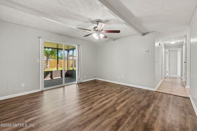 553 CLERMONT Avenue S, Orange Park, FL 32073