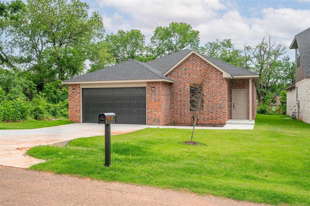 128 E 7th Street, Arcadia, OK 73007