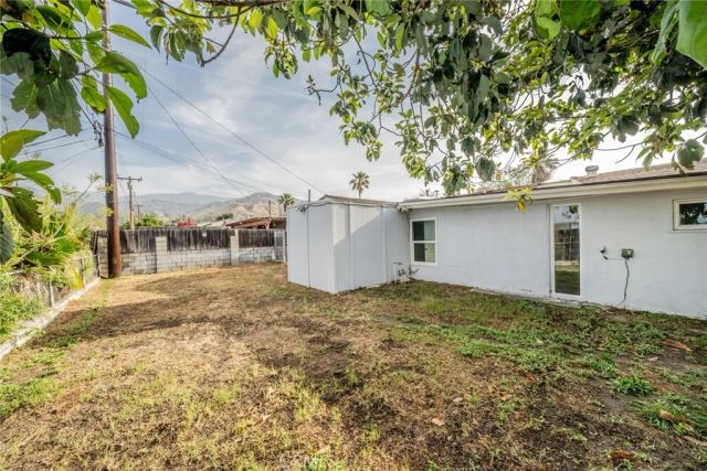 5492 Newbury Avenue, San Bernardino, CA 92404