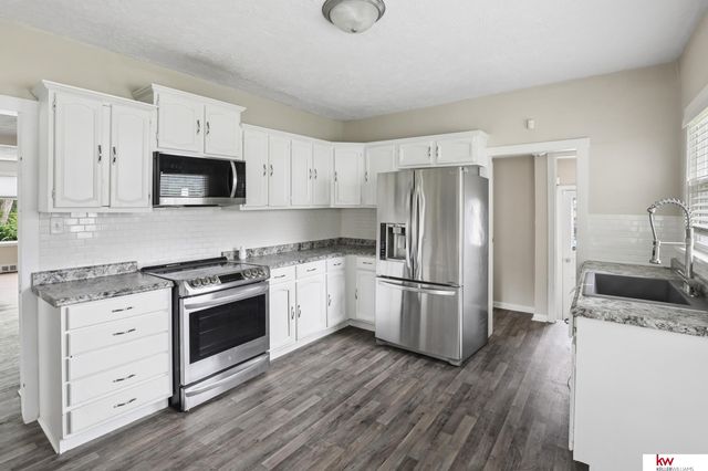 3440 Curtis Avenue, Omaha, NE 68111