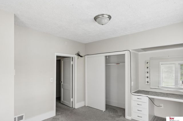 3440 Curtis Avenue, Omaha, NE 68111