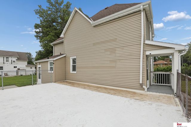 3440 Curtis Avenue, Omaha, NE 68111