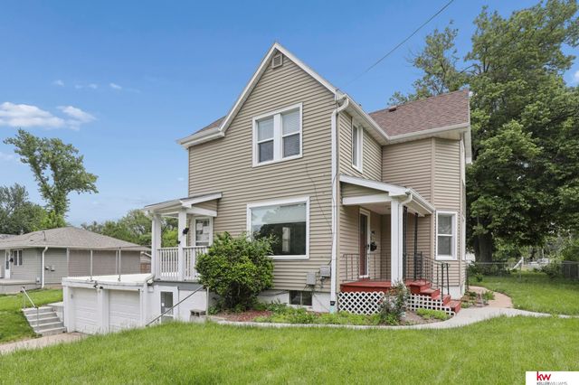 3440 Curtis Avenue, Omaha, NE 68111