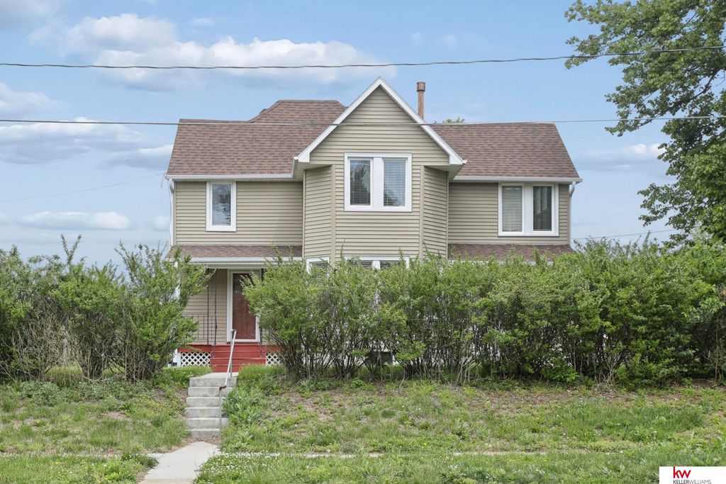 3440 Curtis Avenue, Omaha, NE 68111