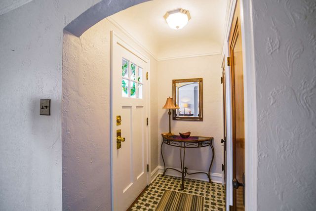 3534 N Nora Avenue, Chicago, IL 60634