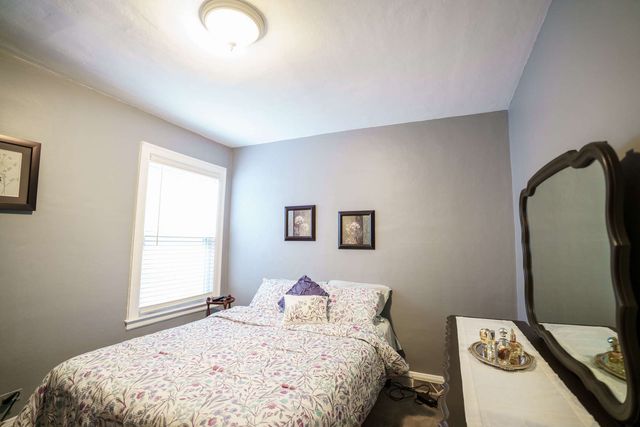 3534 N Nora Avenue, Chicago, IL 60634