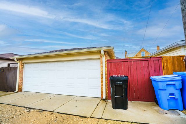 3534 N Nora Avenue, Chicago, IL 60634