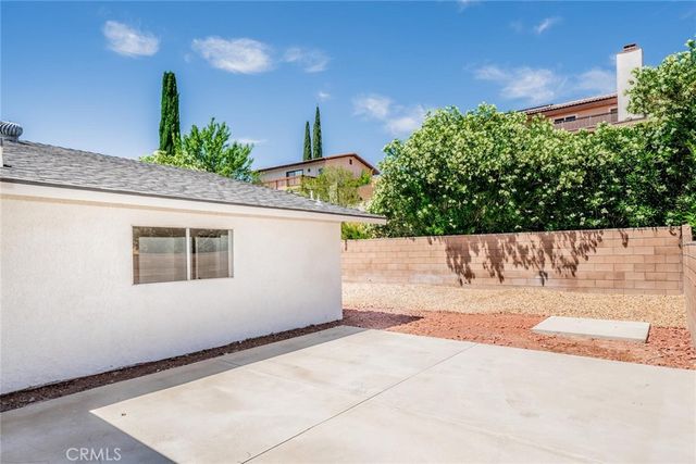 13370 Alta Vista Drive, Victorville, CA 92395