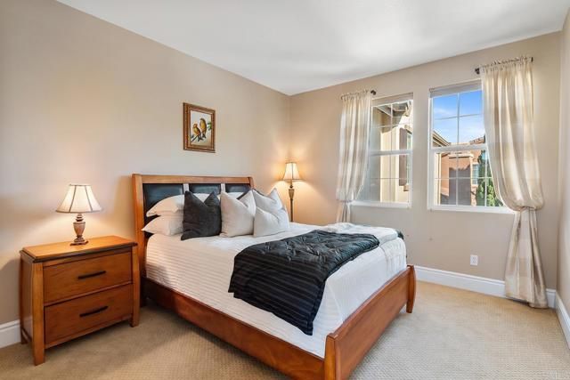 3222 Sitio Oceano, Carlsbad, CA 92009