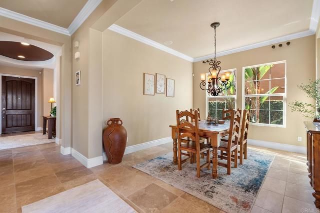 3222 Sitio Oceano, Carlsbad, CA 92009