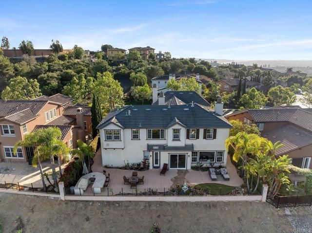 3222 Sitio Oceano, Carlsbad, CA 92009