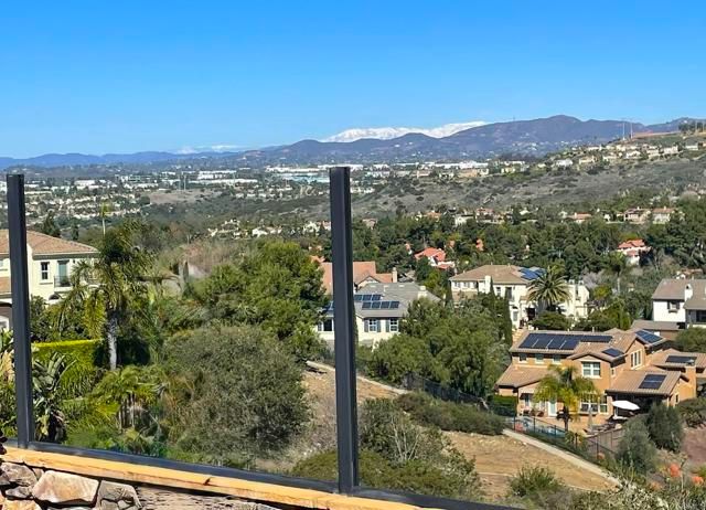 3222 Sitio Oceano, Carlsbad, CA 92009