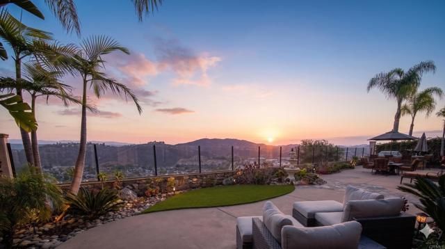 3222 Sitio Oceano, Carlsbad, CA 92009