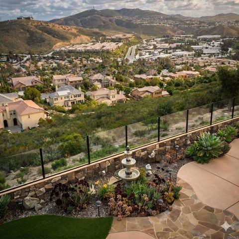 3222 Sitio Oceano, Carlsbad, CA 92009