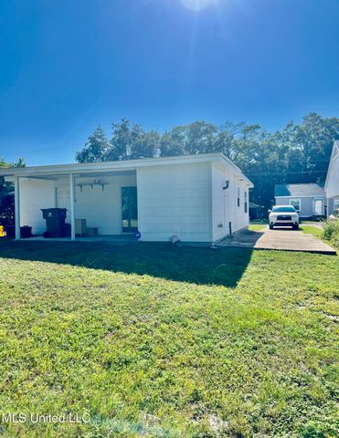 186 Summer Place, Biloxi, MS 39530