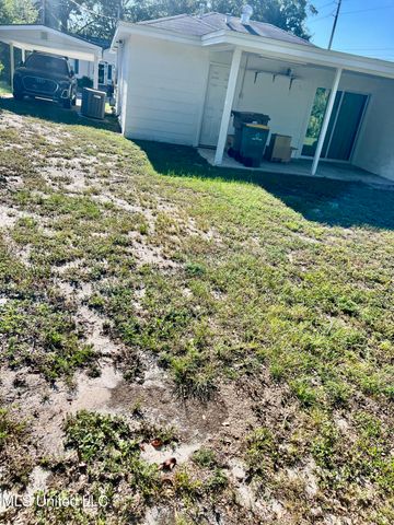 186 Summer Place, Biloxi, MS 39530