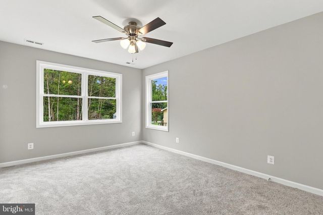 152 PERSIMMON RD, Front Royal, VA 22630