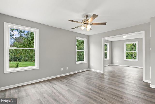 152 PERSIMMON RD, Front Royal, VA 22630