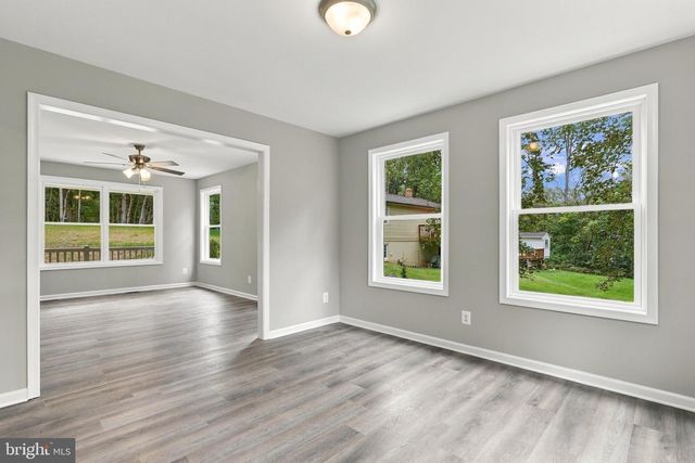152 PERSIMMON RD, Front Royal, VA 22630