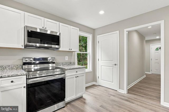 152 PERSIMMON RD, Front Royal, VA 22630