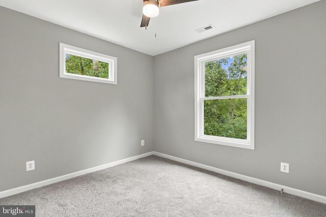 152 PERSIMMON RD, Front Royal, VA 22630