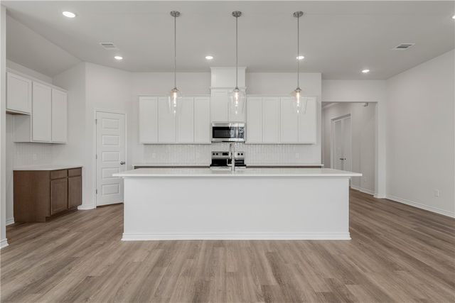 3184 Margaret Rudder Parkway, Bryan, TX 77808