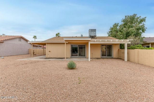 26629 S NEW TOWN Drive, Sun Lakes, AZ 85248