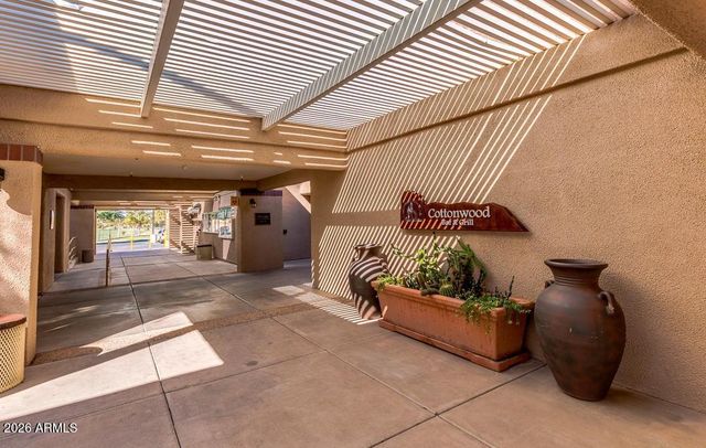 26629 S NEW TOWN Drive, Sun Lakes, AZ 85248