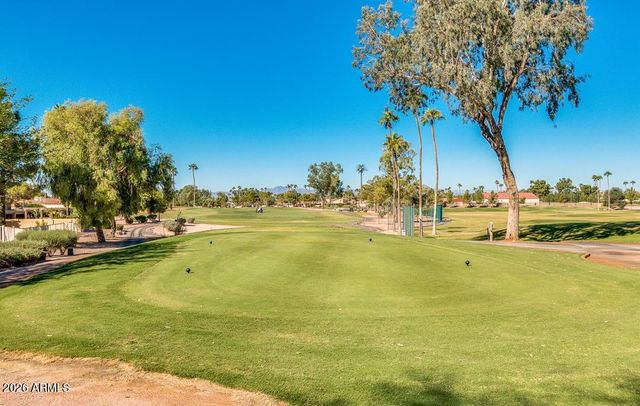 26629 S NEW TOWN Drive, Sun Lakes, AZ 85248