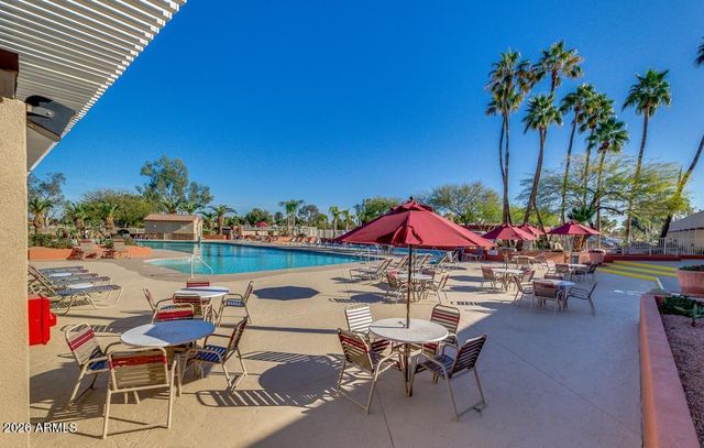 26629 S NEW TOWN Drive, Sun Lakes, AZ 85248