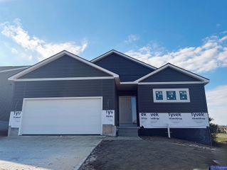 4409 Lookingglass Drive, Bellevue, NE 68123