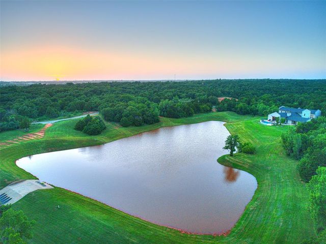 7032 Split Fence Lane, Edmond, OK 73034