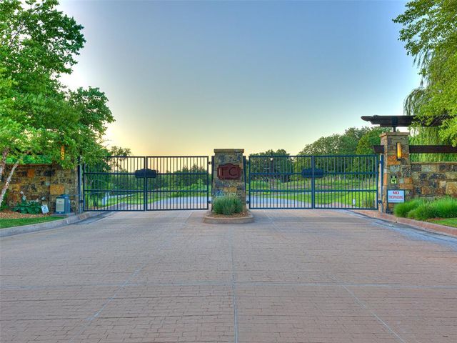7032 Split Fence Lane, Edmond, OK 73034