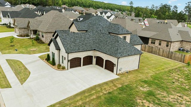 1630 Dolphin Drive, Conway, AR 72034